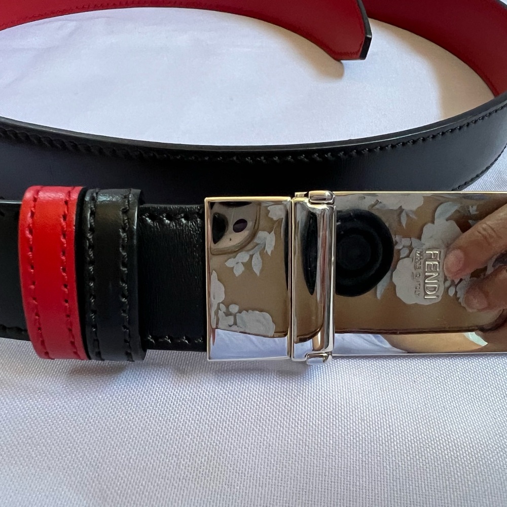 Fendi monster reversible belt in brand new condition - Picture 2 of 3